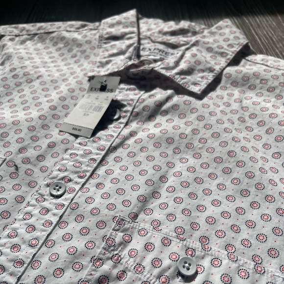 Express short sleeve button down - Picture 3 of 4